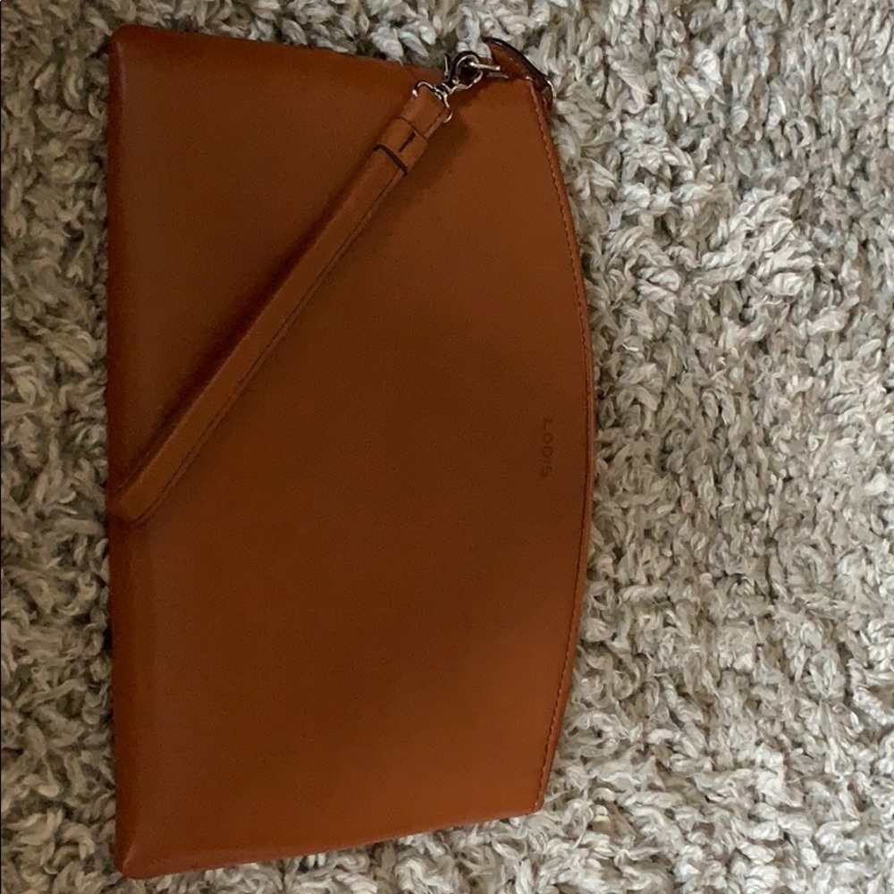 Lodis smooth leather clutch